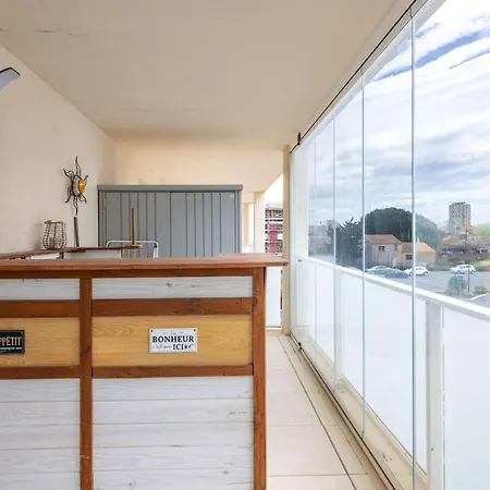 Avec Terrasse A 450m De La *