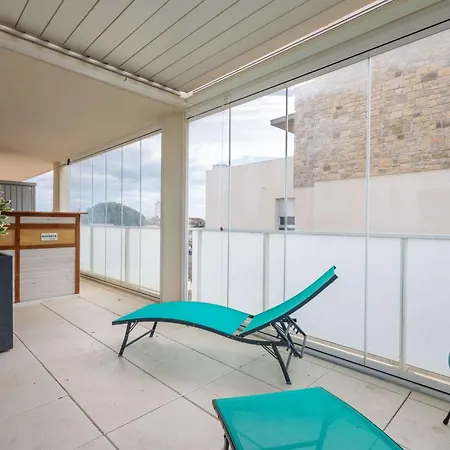 Avec Terrasse A 450m De La * Sérignan