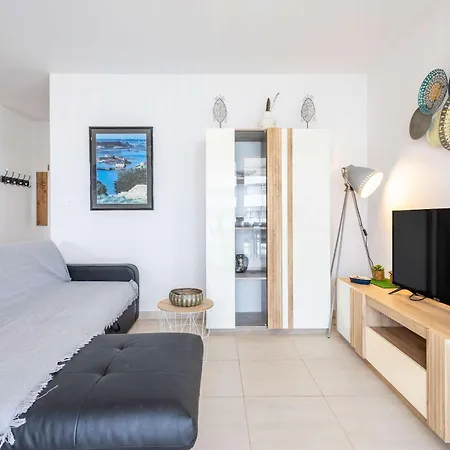 Apartament Avec Terrasse A 450m De La *